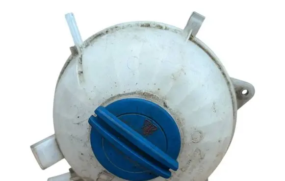Volkswagen Multivan T6 Coolant expansion tank/reservoir 7E0121407D