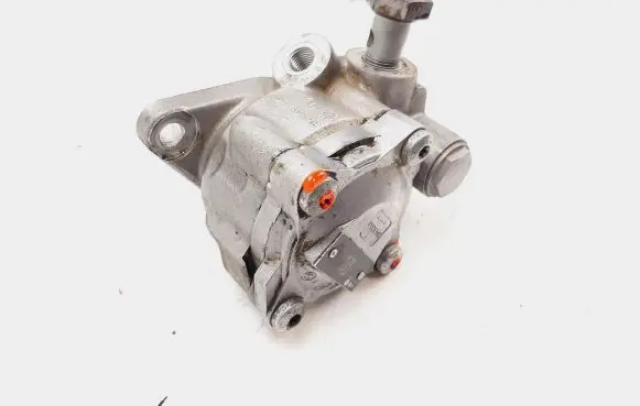 Iveco Daily 35 - 40.10 Power steering pump 504243548 85501149