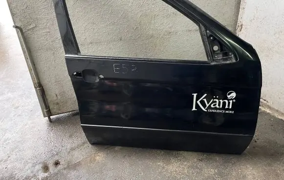 BMW X5 E53 Front door