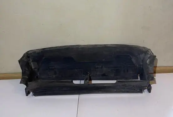 Ford Focus Radiator trim BM51-8312