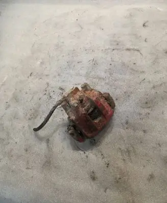 BMW 5 E34 Rear brake caliper
