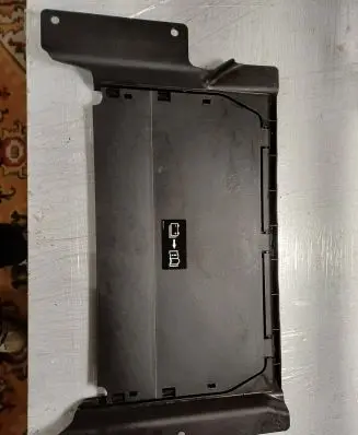 Porsche Macan (95B) Battery box tray cover/lid 95B863565E A107848 T95B198
