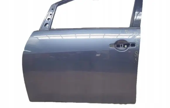 Mitsubishi Grandis Front door