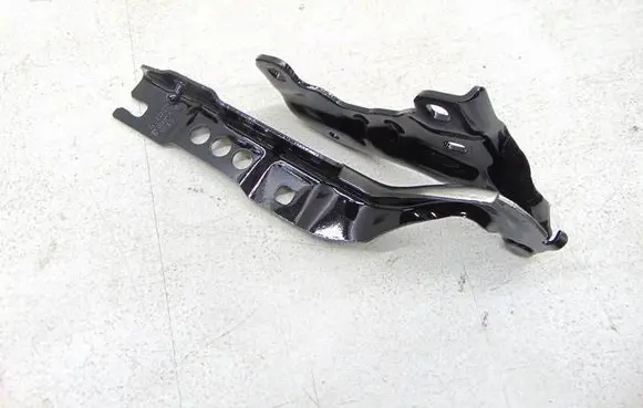 Volkswagen PASSAT B9 Engine bonnet/hood hinges 3J0823301A