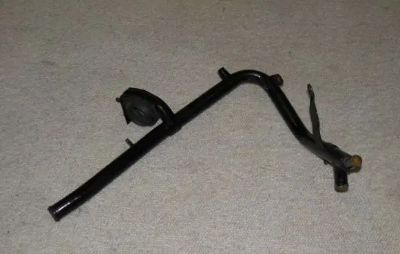 Volkswagen Transporter - Caravelle T4 Engine coolant pipe/hose