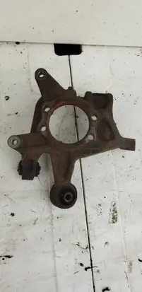Subaru XV Rear wheel hub spindle/knuckle 