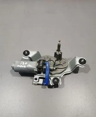 Hyundai i30 Rear window wiper motor 98700A5000