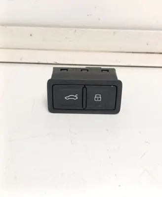 Audi e-tron Tailgate/boot open switch button 4G0959831D 10118901