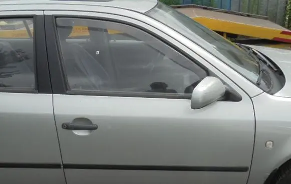 Skoda Octavia Mk1 (1U) Front door