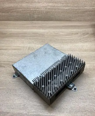 BMW 5 E39 Sound amplifier 8362444