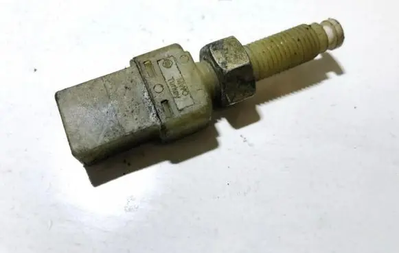 Audi A8 S8 D2 4D Brake pedal sensor switch 443945515