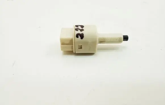 Toyota Auris 150 Brake pedal sensor switch 8434009020