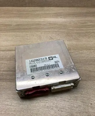 Opel Vectra B Engine control unit/module ECU 16202319 D96003