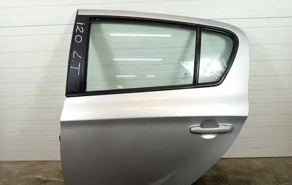 Hyundai i20 (PB PBT) Rear door HYUDRZLT