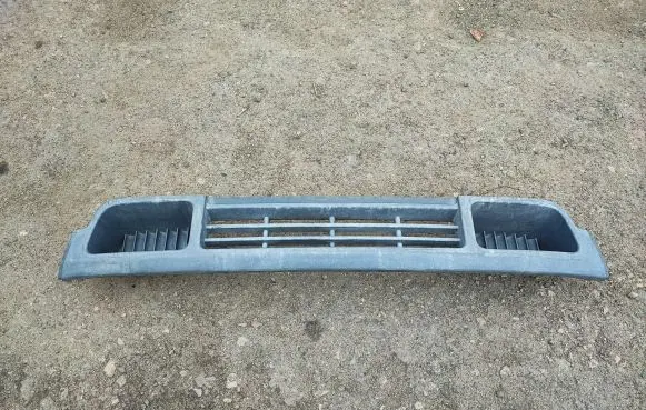Volkswagen Transporter - Caravelle T5 Front bumper lower grill 7H0807719
