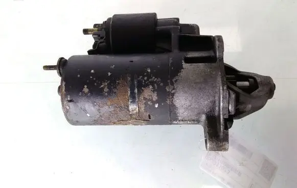 Audi A4 S4 B5 8D Starter motor 053911023