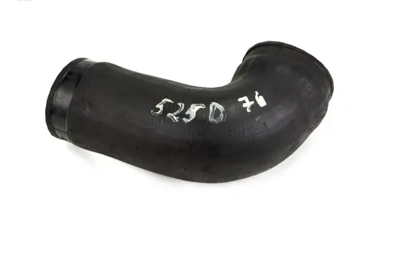 BMW 5 E39 Intercooler hose/pipe 2247967E 11612247967E