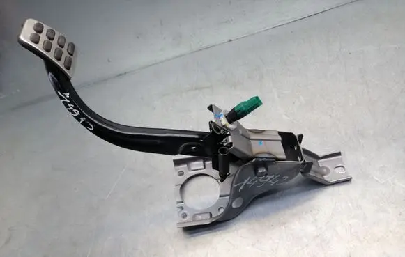 KIA Ceed Brake pedal 32800S0110