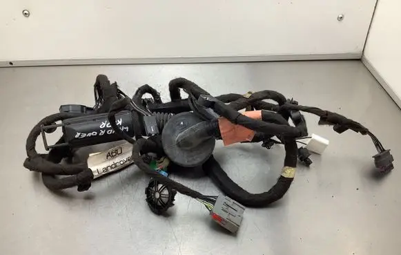 Land Rover Discovery 4 - LR4 Front door wiring loom FK7214631