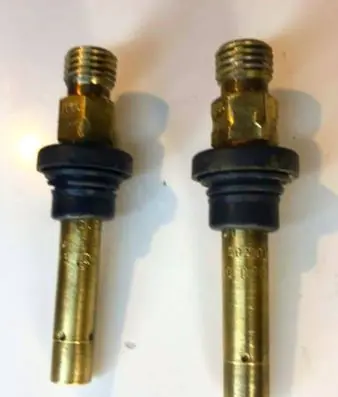 Mercedes-Benz E W124 Fuel injector 0437502047