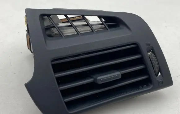 Toyota Verso Dashboard side air vent grill/cover trim 556500F020