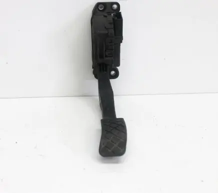 Audi A6 S6 C6 4F Accelerator throttle pedal 4F1723523B