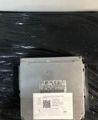 Mercedes-Benz E W210 Engine control unit/module A0255458532