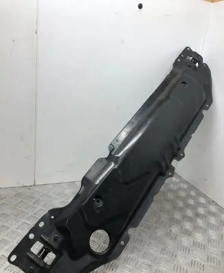 BMW 5 E60 E61 Top upper radiator support slam panel 7033741 11267310 5164