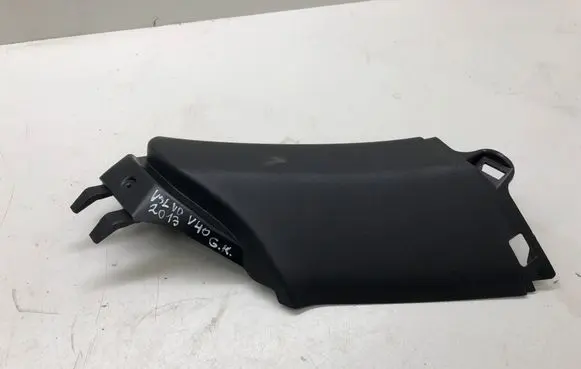 Volvo V40 (C) pillar trim 31305357