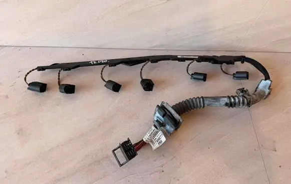BMW 3 E90 E91 Fuel injector wires 756070504 7560705 780823105