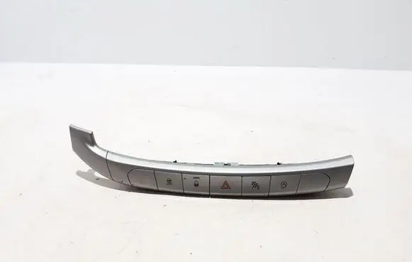 Fiat Tipo Hazard light switch 07356464220