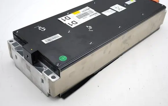 Peugeot 3008 III Hybrid / Electric Car Battery Cell 9864616880 0218100