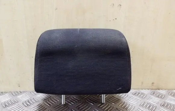 Toyota Corolla Verso E121 Rear seat headrest 