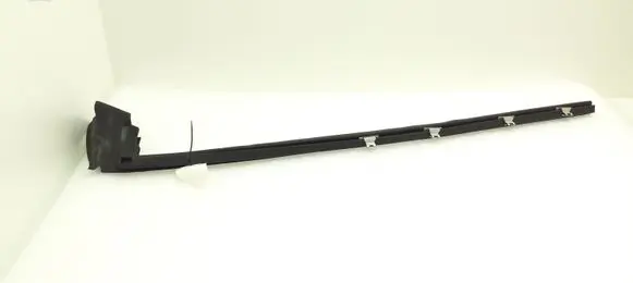 Mini One - Cooper F56 F55 Front door glass trim molding 7299994
