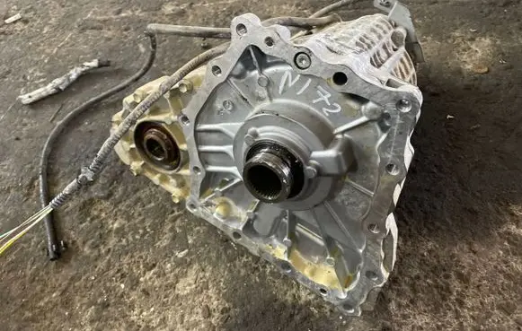Infiniti EX Gearbox transfer box case 1bu0a