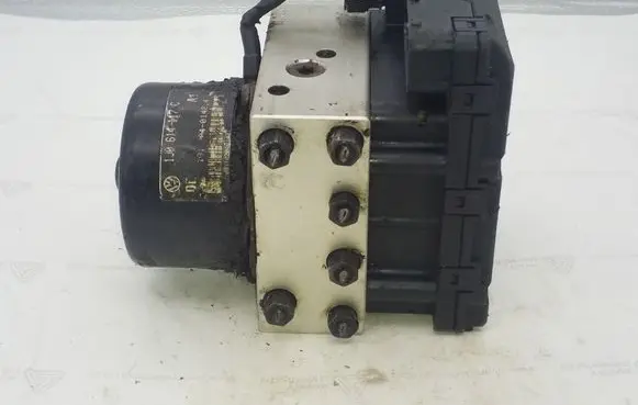 Volkswagen Golf IV ABS Pump 1J0907379G 10094903403 5WK8474
