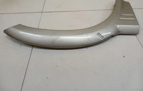 Nissan Terrano Front arch trim 638107F600