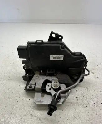 Audi A6 S6 C5 4B Front door lock 4B1837015G