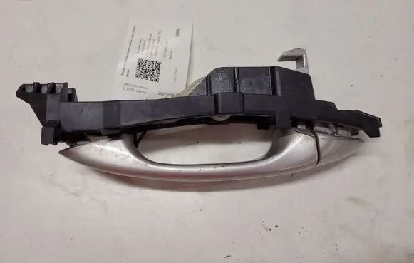 Mercedes-Benz C W203 Rear door exterior handle