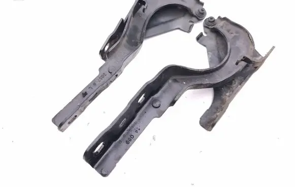 Jeep Cherokee Engine bonnet/hood hinges 