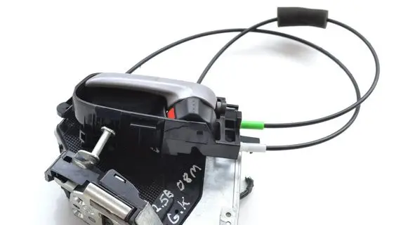 Suzuki Grand Vitara II Rear door lock A046693