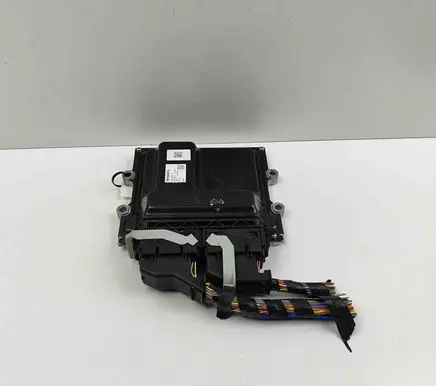 Volvo XC60 Engine control unit/module 32253221