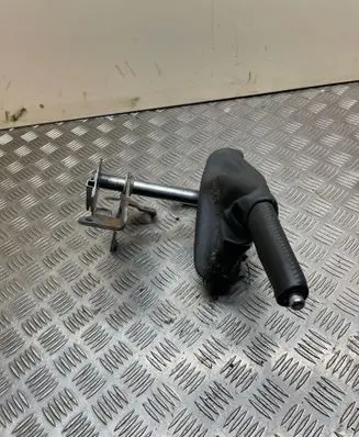 Nissan Navara D40 Handbrake/parking brake lever assembly