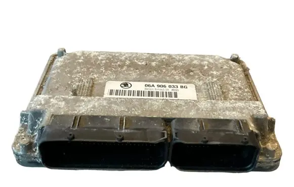 Skoda Octavia Mk1 (1U) Engine control unit/module 06A906033BG 5WP4015602
