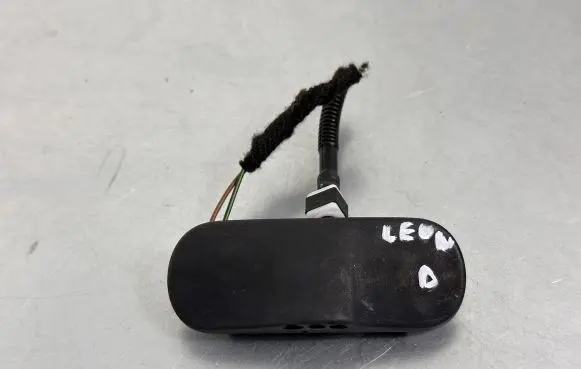 Windshield washer spray nozzle