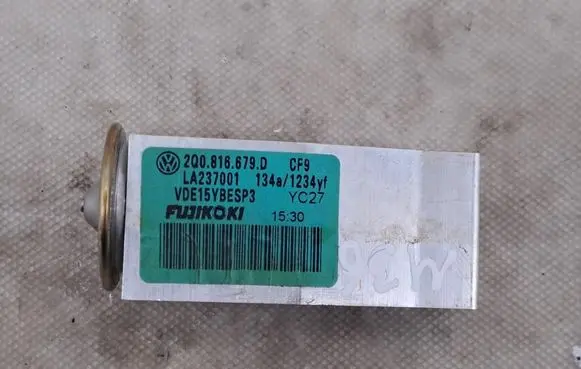 Air conditioning (A/C) expansion valve