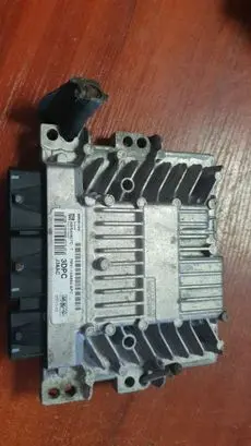 Ford Focus Engine control unit/module 5WS40607C