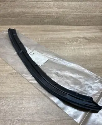 Mercedes-Benz C W203 Front door rubber seal A2037201578