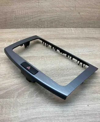 Volkswagen PASSAT B7 Radio/GPS head unit trim 3AA858069H WithHazardSwitch