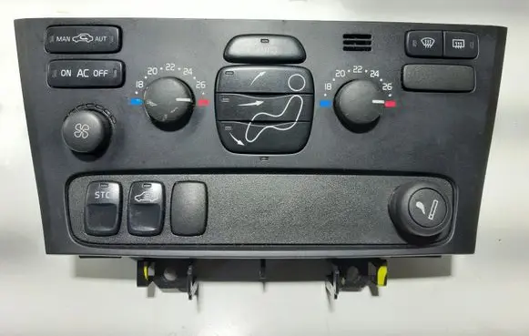 Volvo S60 Climate control unit 8691876